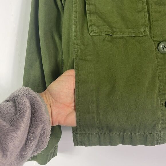 Madewell Crop Anorak Jacket In Desert Olive, 2 Patch and 2 Side Seam Pockets, XS - Picture 15 of 16